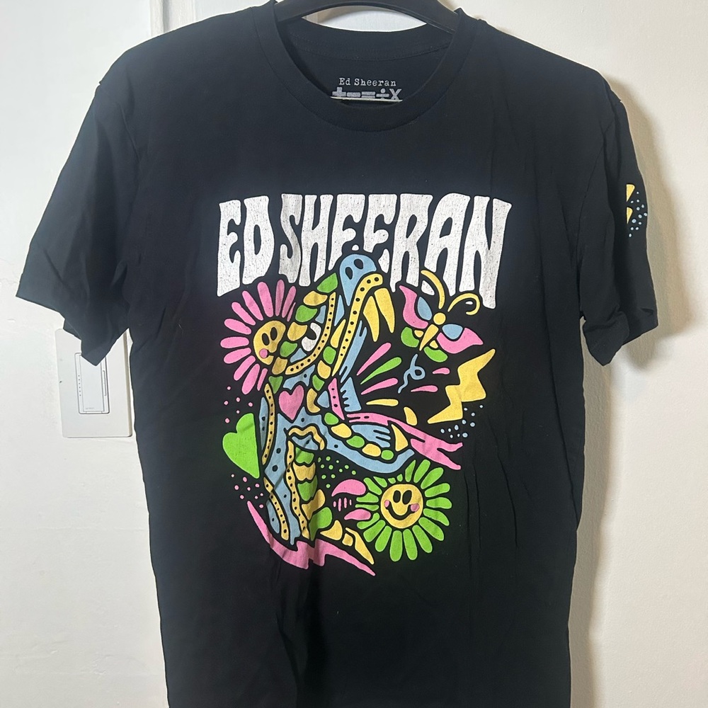 Ed Sheeran Mathematics Concert Tour T-Shirt Dragon Snake Black Shirt Size M